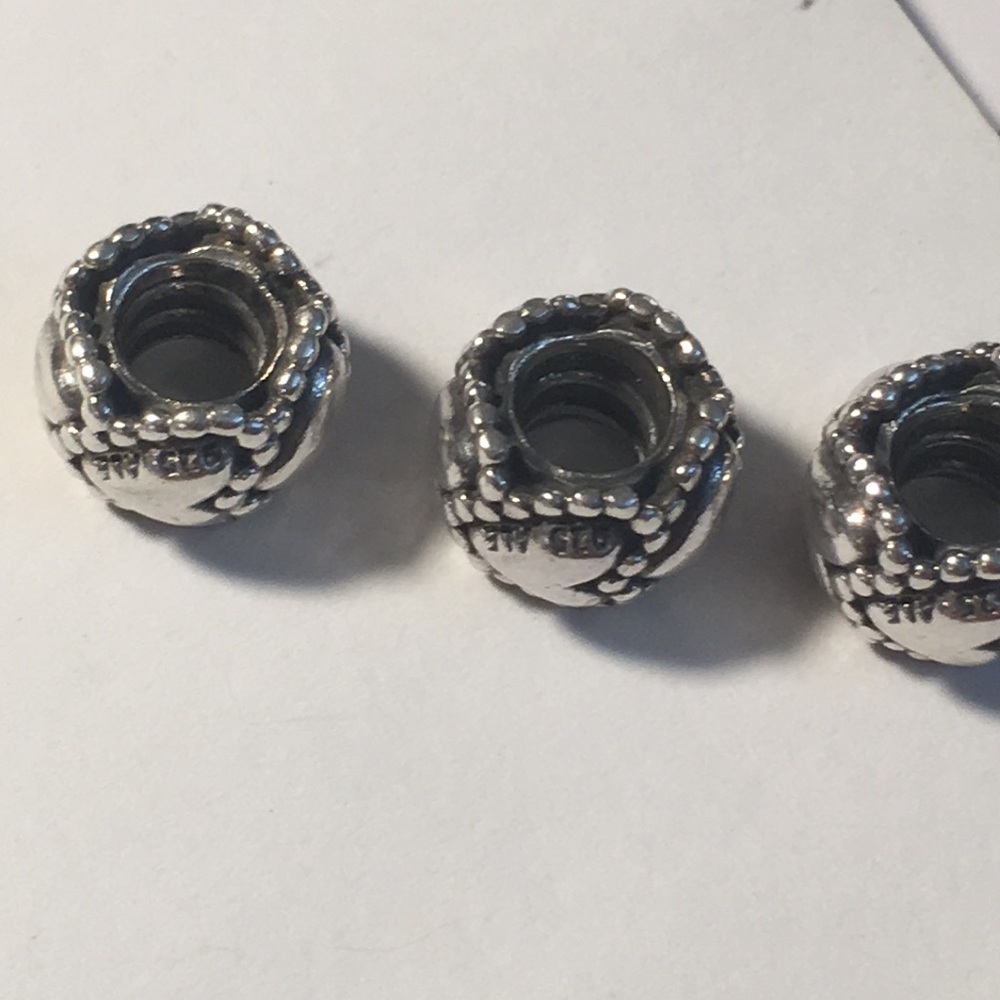 Authentic Retired Pandora charm - Picture 4 of 4